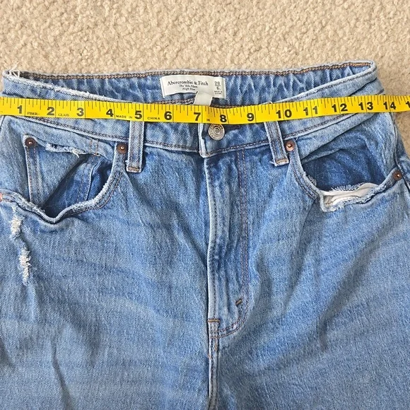 Abercrombie & Fitch The 80's Mom High Rise Distressed Jeans 28 Long - Picture 7 of 12